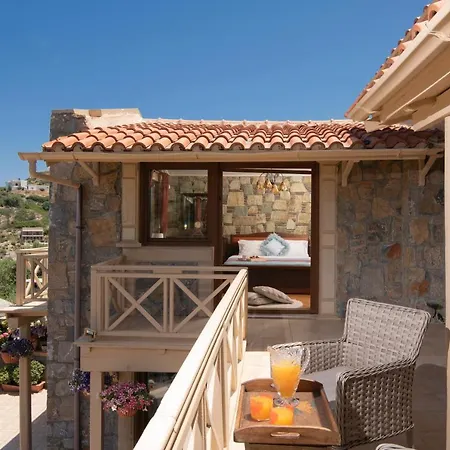 Felini Palace * Agia Pelagia